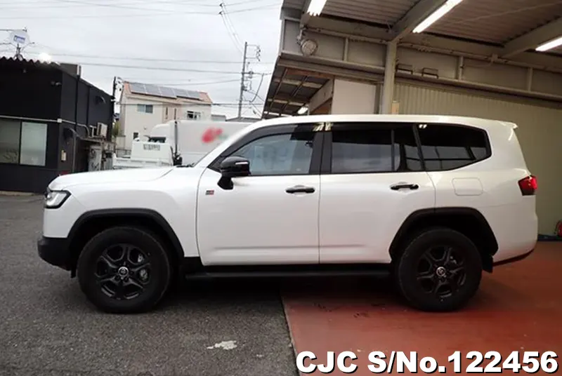 2022 Toyota / Land Cruiser Stock No. 122456