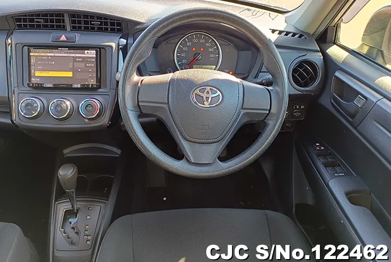 2019 Toyota / Corolla Axio Stock No. 122462