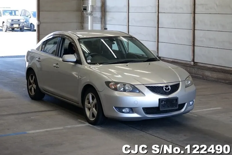 2004 Mazda / Axela Stock No. 122490