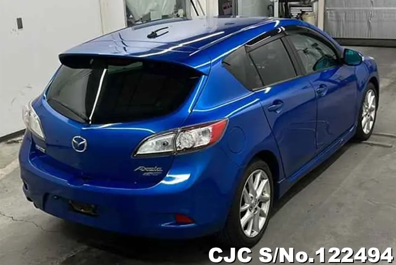 2011 Mazda / Axela Stock No. 122494