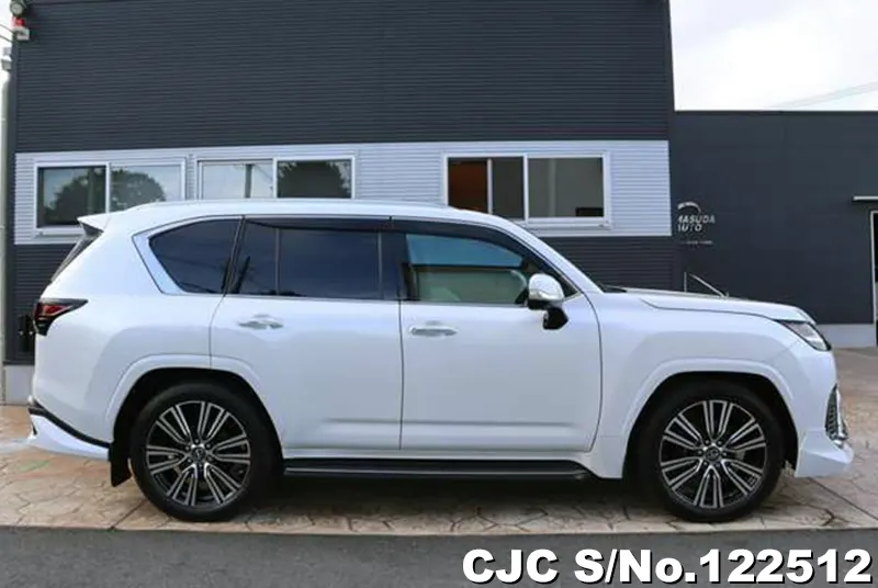 2023 Lexus / LX 600 Stock No. 122512