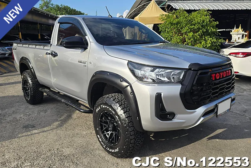 2021 Toyota / Hilux / Revo Stock No. 122553