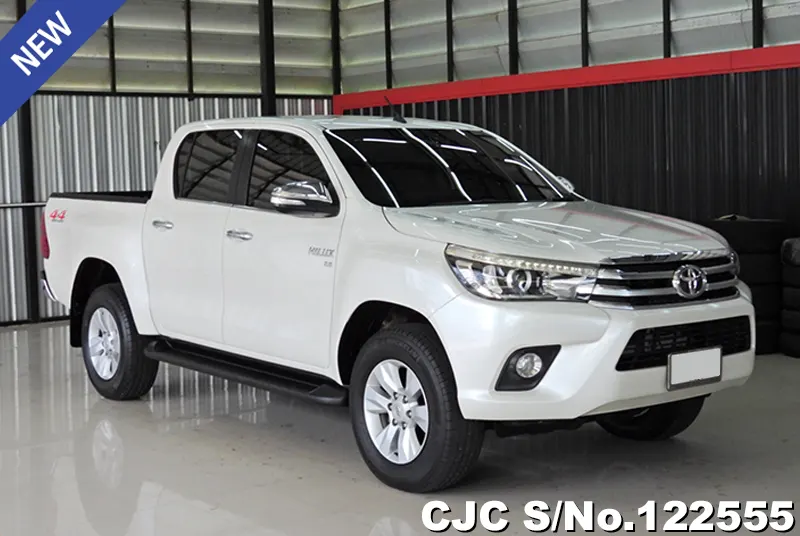 2016 Toyota / Hilux / Revo Stock No. 122555