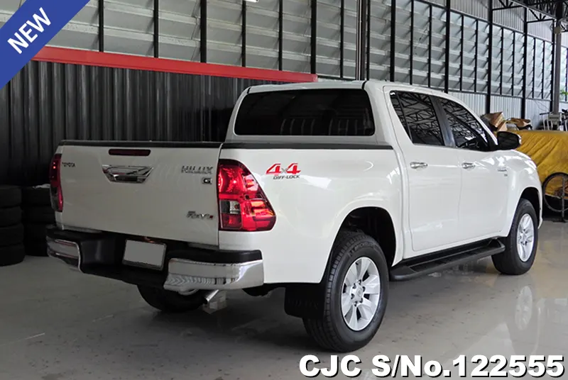 2016 Toyota / Hilux / Revo Stock No. 122555