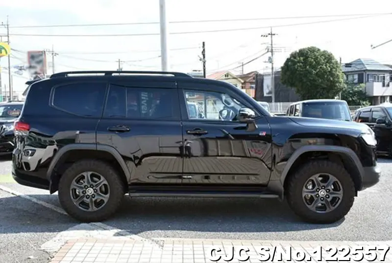 2021 Toyota / Land Cruiser Stock No. 122557