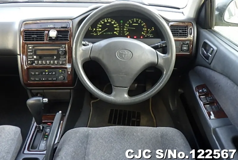 2001 Toyota / Carina Stock No. 122567