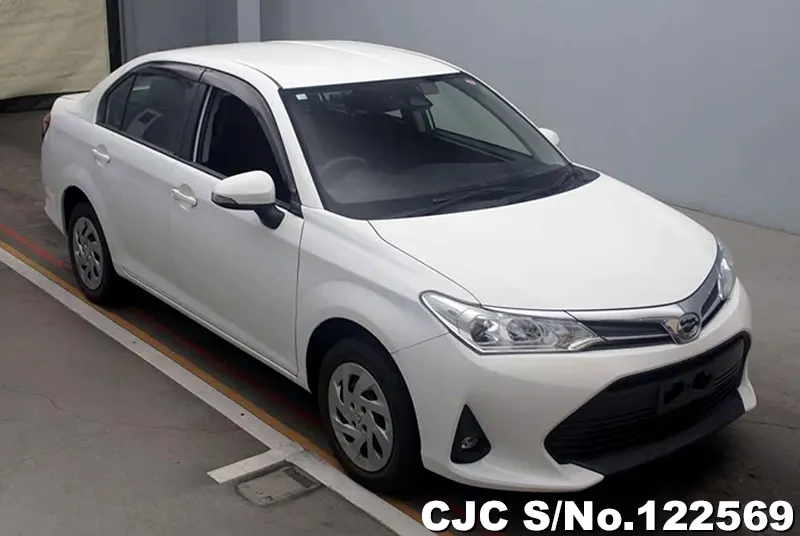 2018 Toyota / Corolla Axio Stock No. 122569