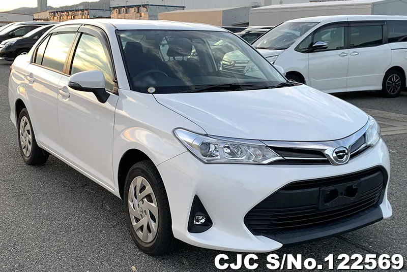 2018 Toyota / Corolla Axio Stock No. 122569