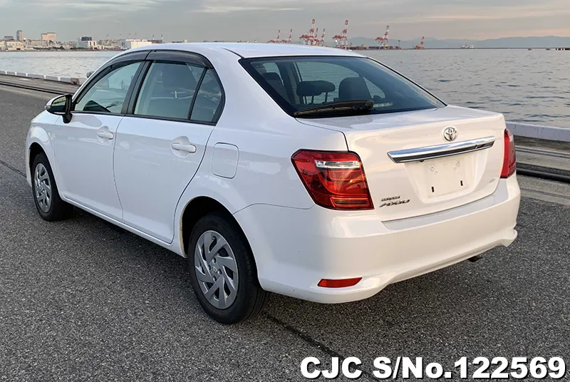 2018 Toyota / Corolla Axio Stock No. 122569