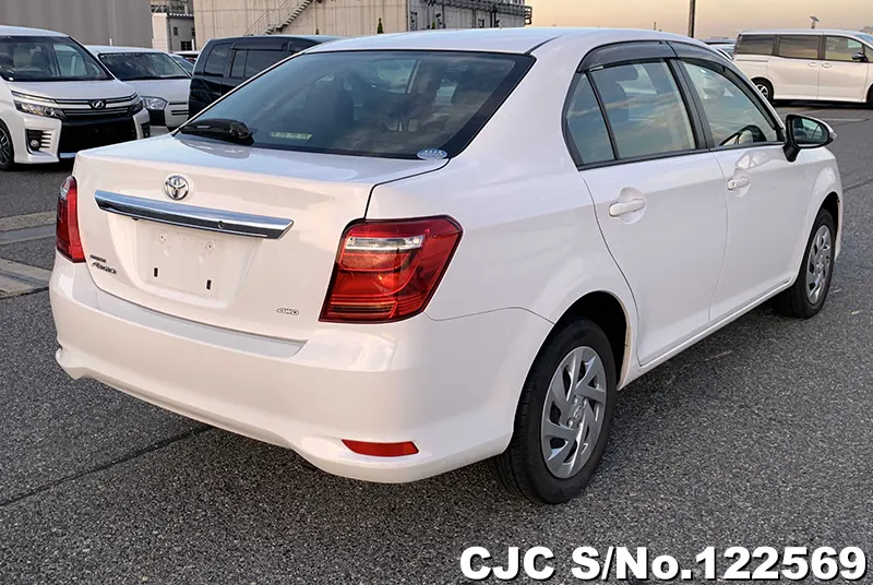 2018 Toyota / Corolla Axio Stock No. 122569