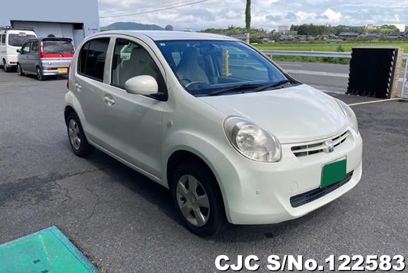 2012 Toyota / Passo Stock No. 122583