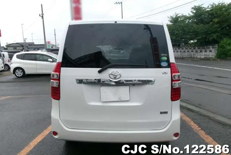 2012 Toyota / Noah Stock No. 122586