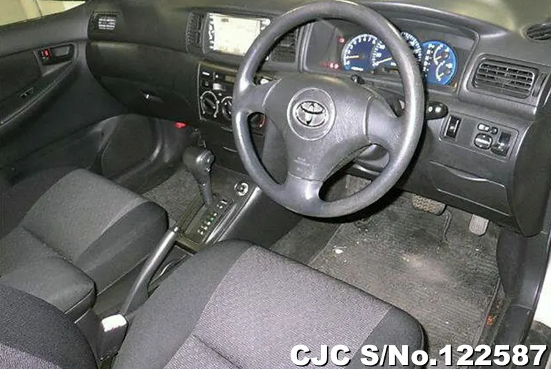 2004 Toyota / Allex Stock No. 122587