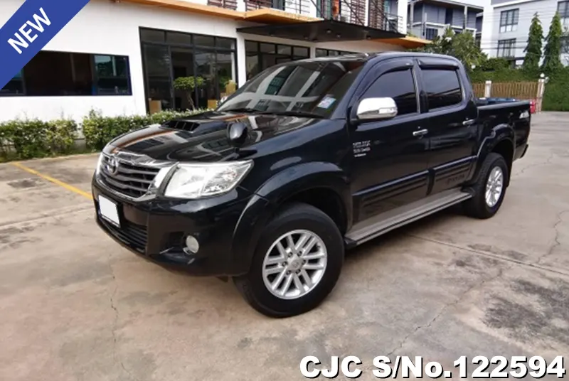 Toyota Hilux in Black for Sale Image 3