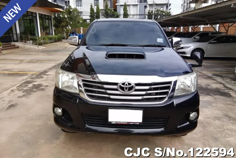 Toyota Hilux in Black for Sale Image 4