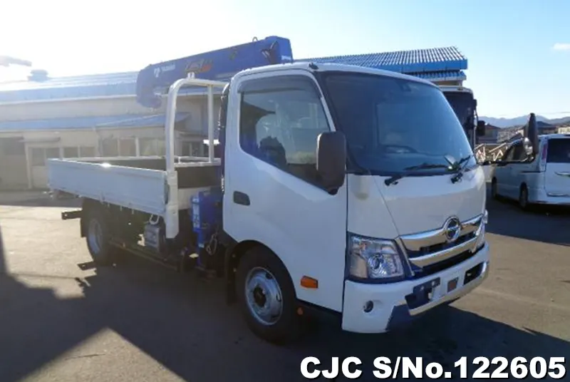 Hino / Dutro 2024