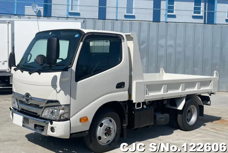 2023 Hino / Dutro Stock No. 122606