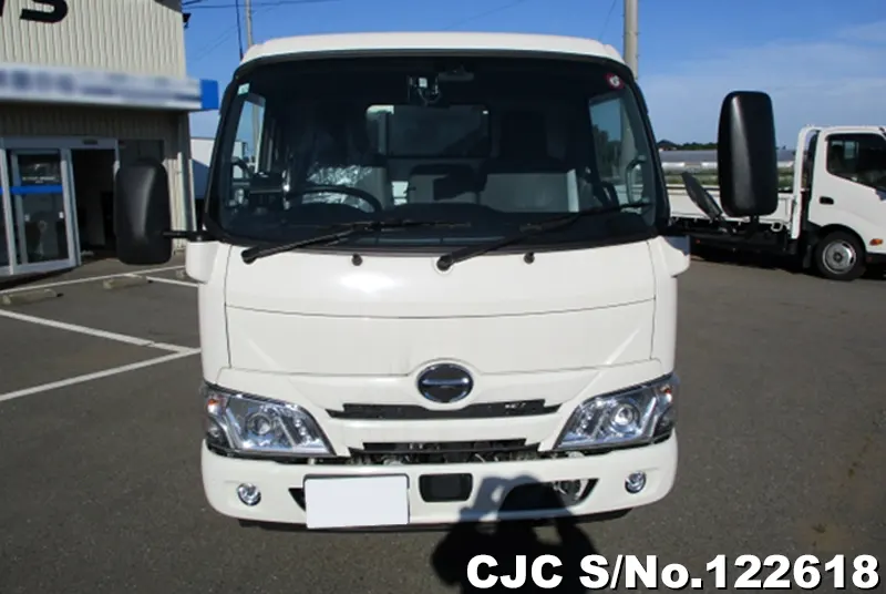 2023 Hino / Dutro Stock No. 122618