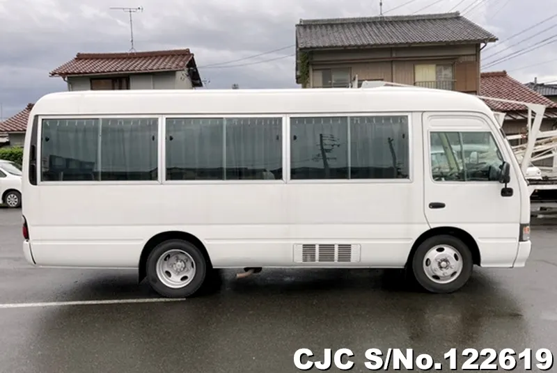 2004 Toyota / Coaster Stock No. 122619