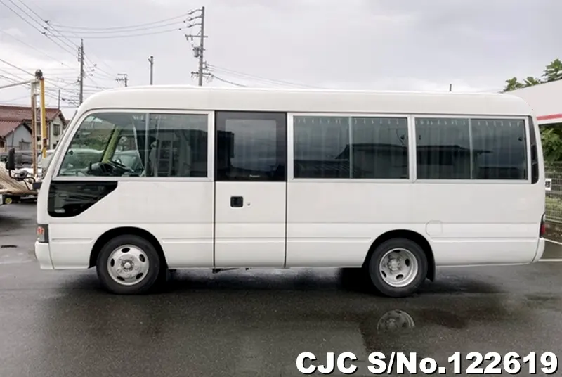 2004 Toyota / Coaster Stock No. 122619