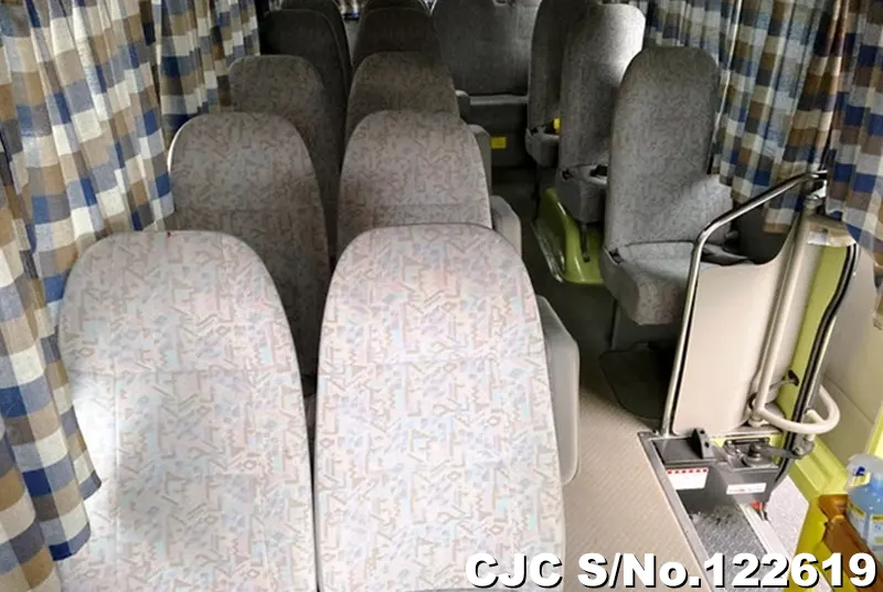 2004 Toyota / Coaster Stock No. 122619