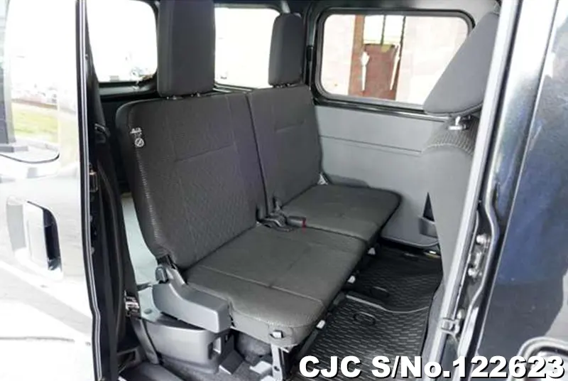 2023 Daihatsu / Hijet Stock No. 122623