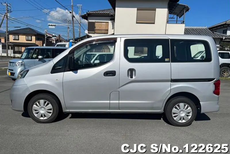 2017 Nissan / NV200 Stock No. 122625