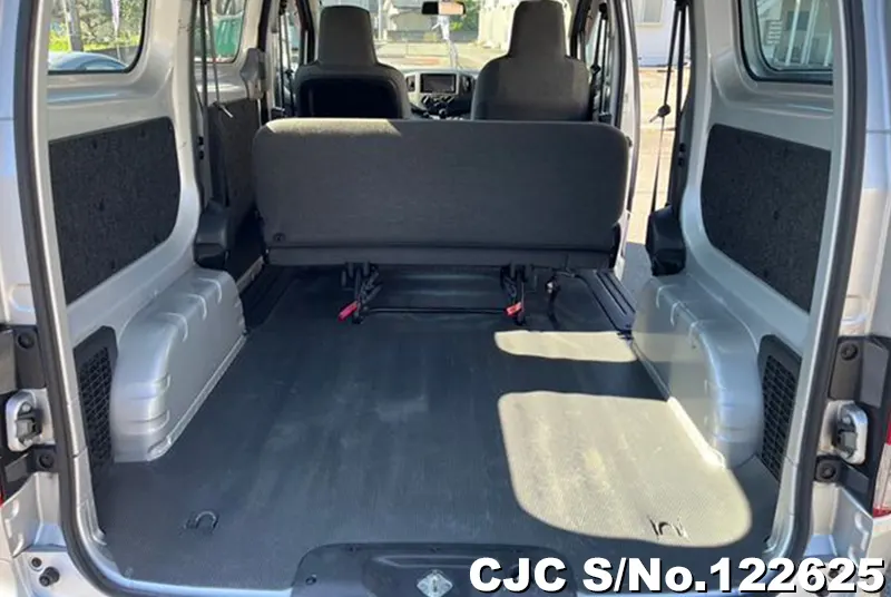 2017 Nissan / NV200 Stock No. 122625