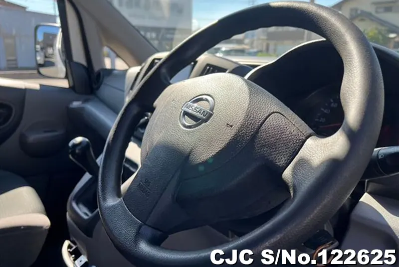 2017 Nissan / NV200 Stock No. 122625