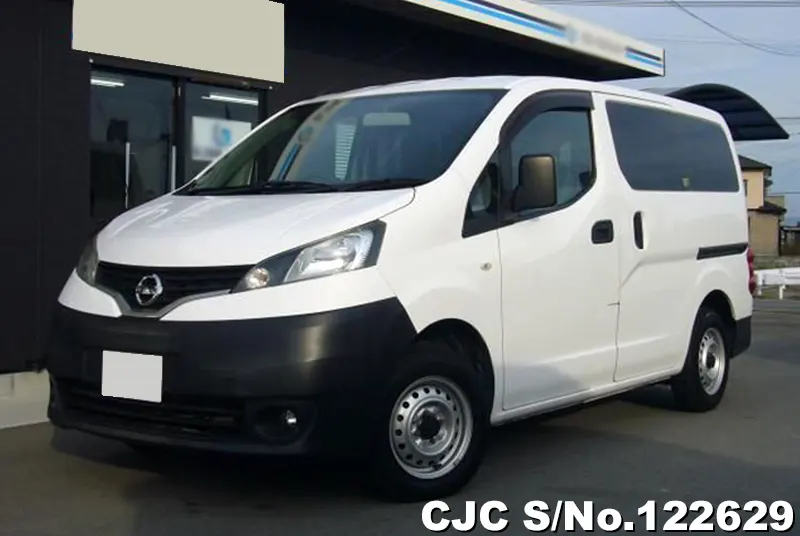 Nissan / NV200 2016