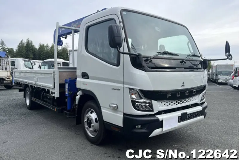 Mitsubishi / Canter 2023