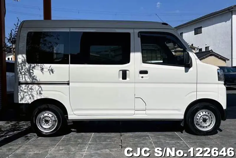 2022 Daihatsu / Hijet Stock No. 122646