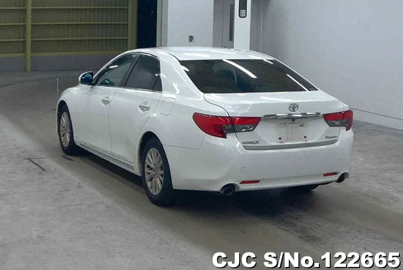 2015 Toyota / Mark X Stock No. 122665