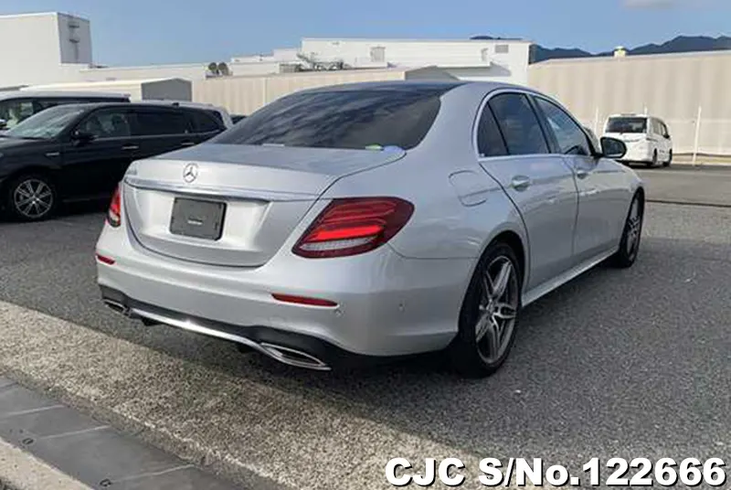 2016 Mercedes Benz / E Class Stock No. 122666