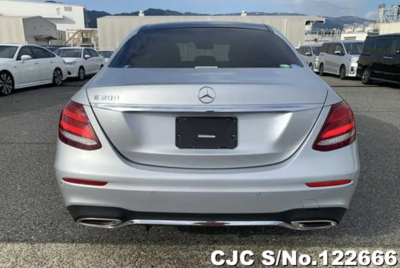 2016 Mercedes Benz / E Class Stock No. 122666