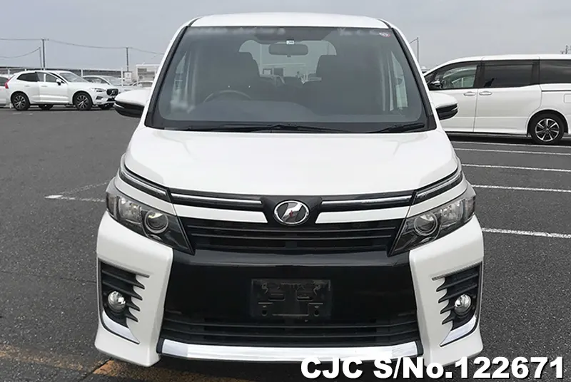 2015 Toyota / Voxy Stock No. 122671