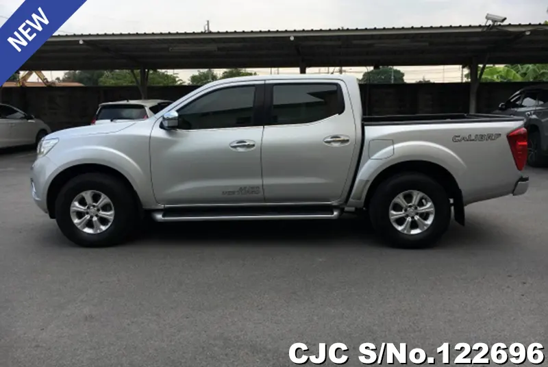 Nissan Navara in Silver for Sale Image 4