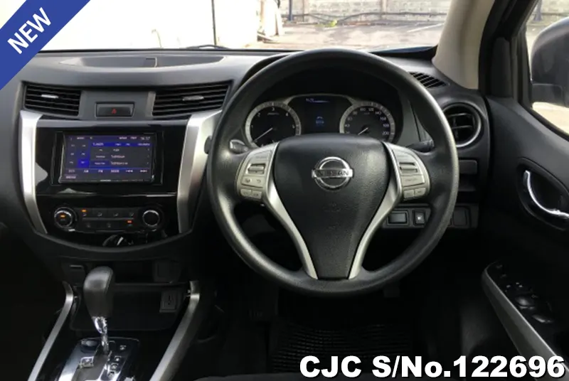 2017 Nissan / Navara Stock No. 122696