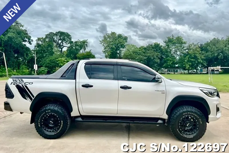 Toyota Hilux in White for Sale Image 5