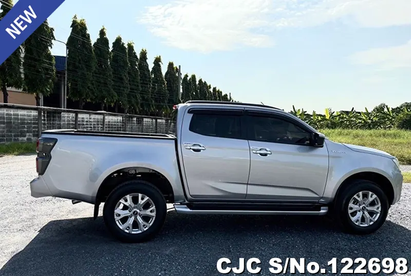 2022 Isuzu / D-Max Stock No. 122698