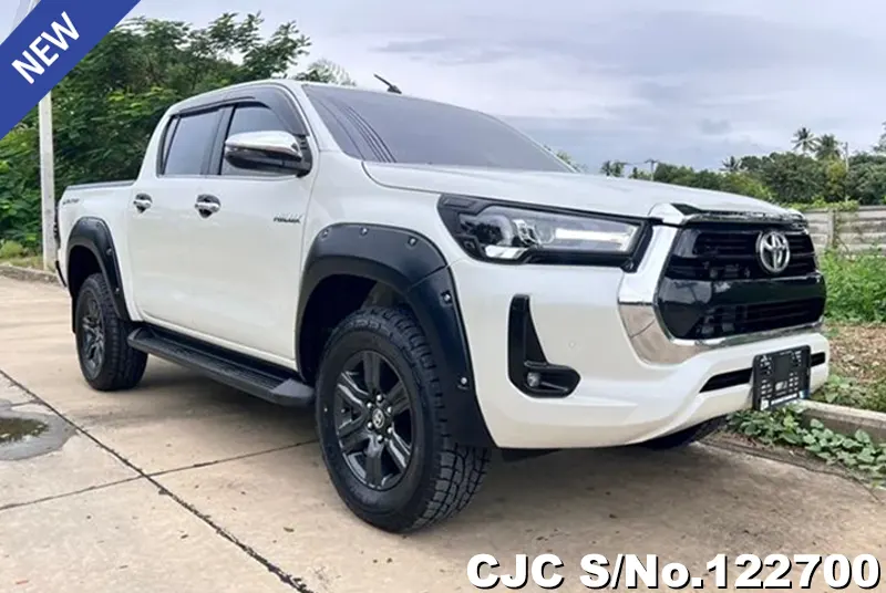 2021 Toyota / Hilux / Revo Stock No. 122700