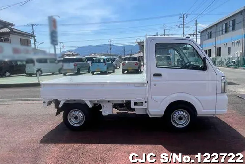 2024 Nissan / Clipper Stock No. 122722