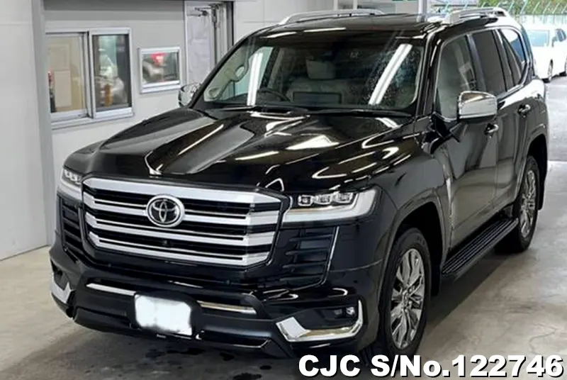 2024 Toyota / Land Cruiser Stock No. 122746