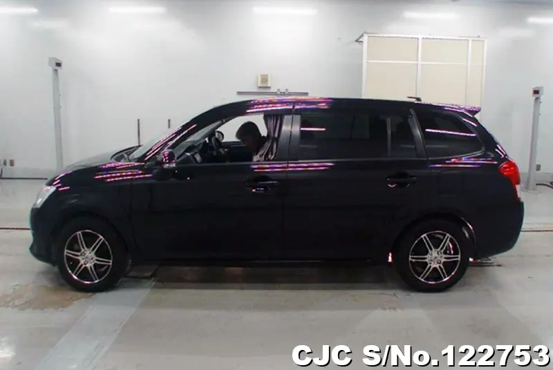 2015 Toyota / Corolla Fielder Stock No. 122753