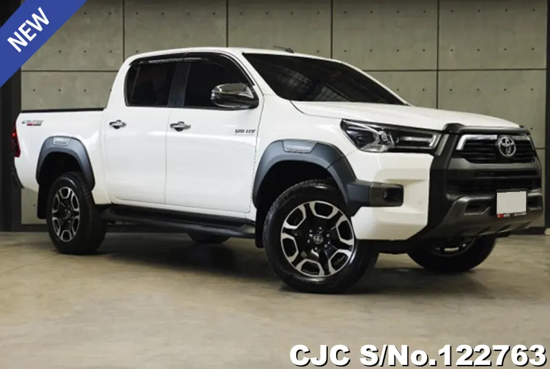 2023 Toyota / Hilux / Revo Stock No. 122763