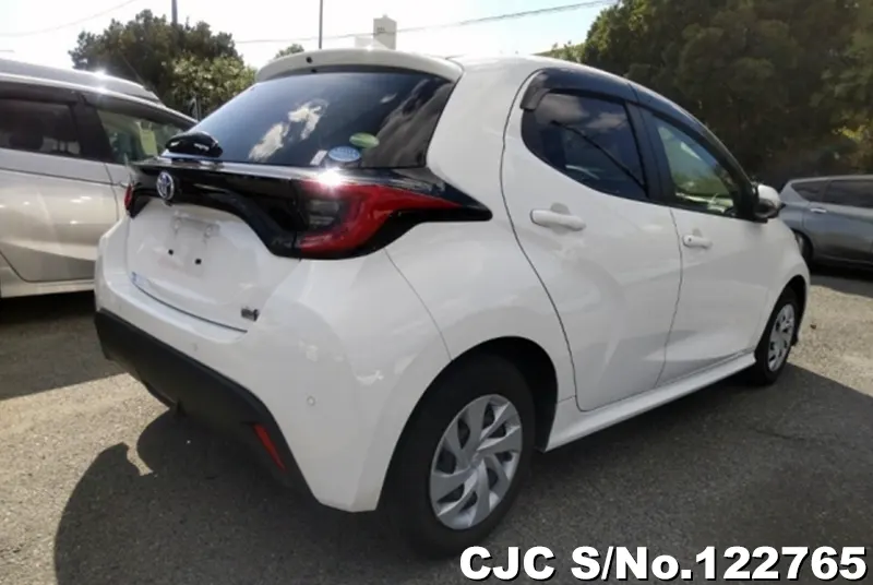 2020 Toyota / Yaris Stock No. 122765