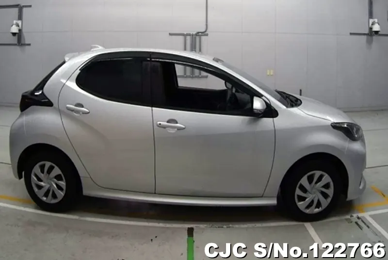 2020 Toyota / Yaris Stock No. 122766