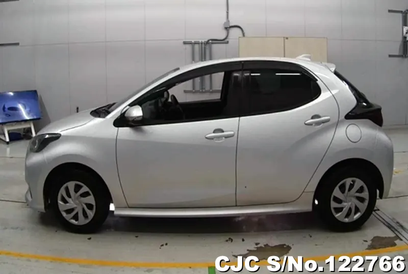 2020 Toyota / Yaris Stock No. 122766