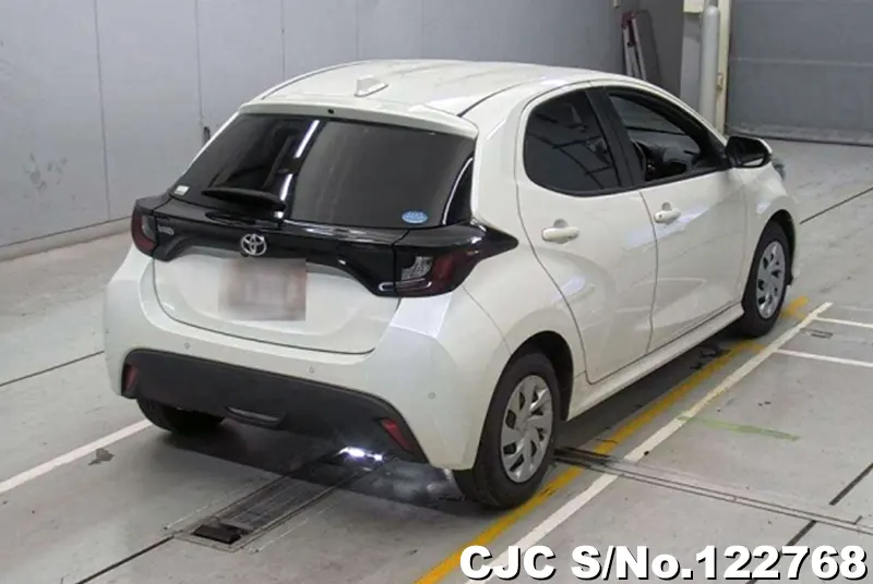 2020 Toyota / Yaris Stock No. 122768