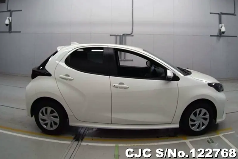 2020 Toyota / Yaris Stock No. 122768